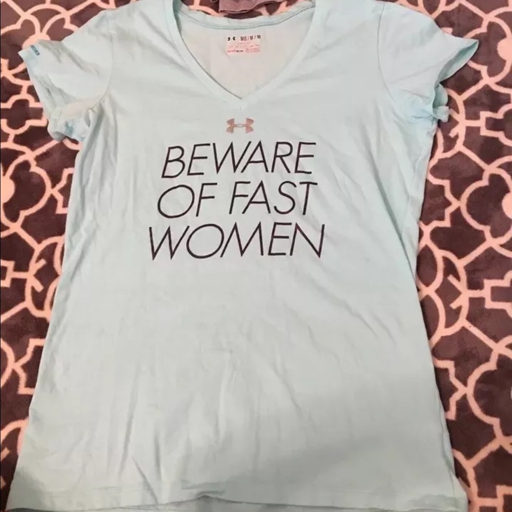 Women’s Under Armour heat gear tee Sz m
